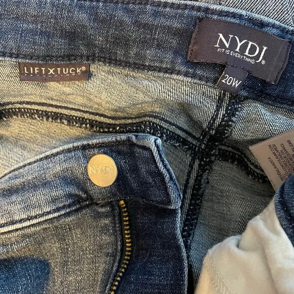 NYDJ Fiona Slim Ankle Crop Flare Tummy Tuck Shadow Stripe Jeans Womens 20W 20 W - Picture 14 of 16